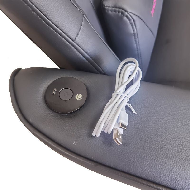 Cadeira de jogos de escritório com suporte de copo e alto-falantes Bluetooth em couro PU de estilo de corrida